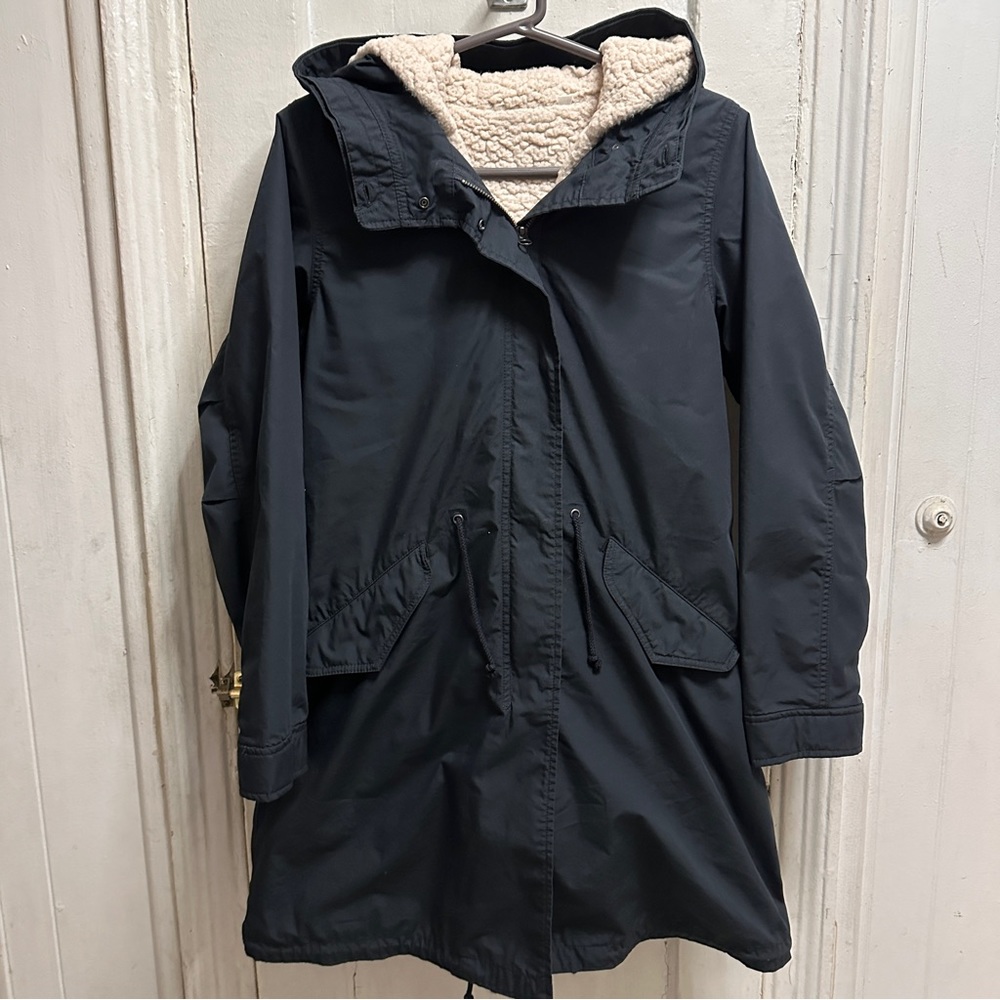 Uniqlo Women Jacket - Size Small